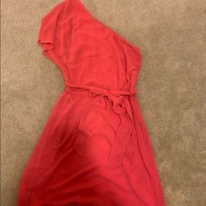 Super cute pink dress!